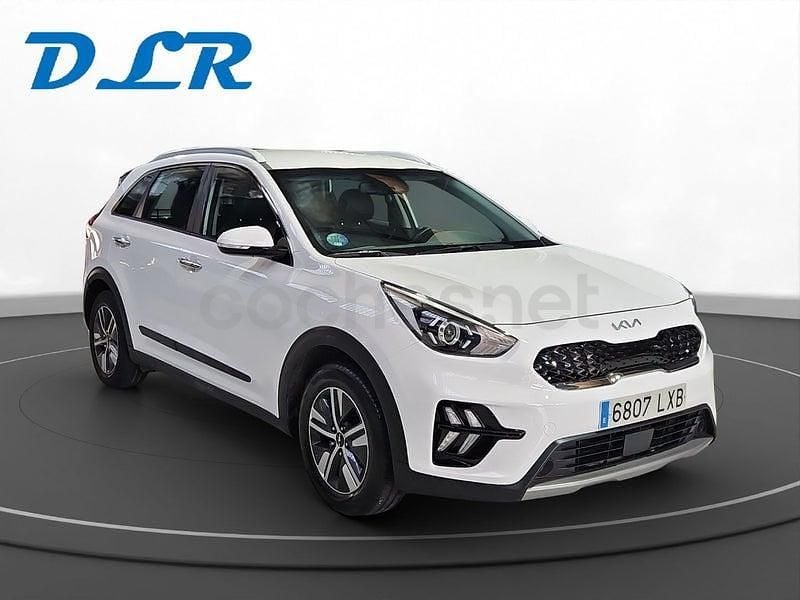Usado Kia Niro 141 CV (103 kW) 2022 Blanco SUV