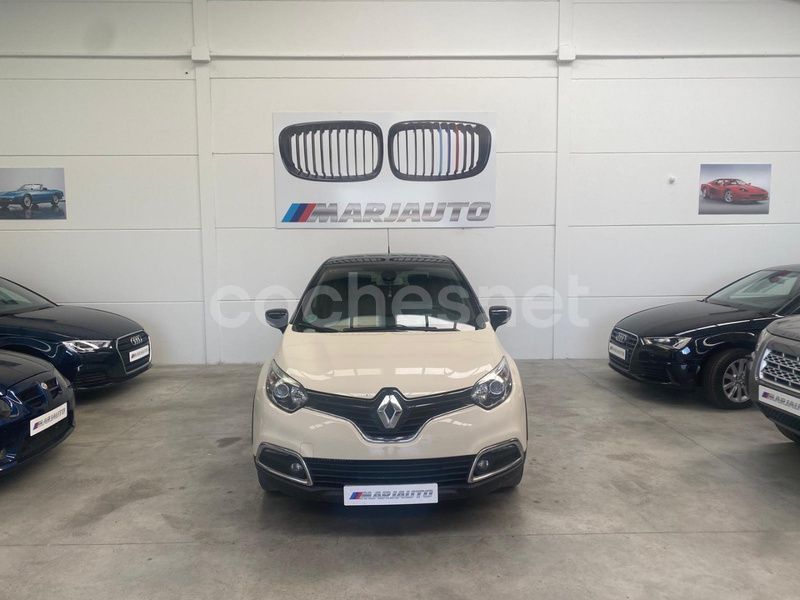 Usado Renault Captur Zen 90 CV (66 kW) 2016 Beige SUV