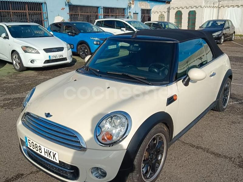 Usado Mini Cooper D Cabriolet 111 CV (81 kW) 2012 Beige Descapotable