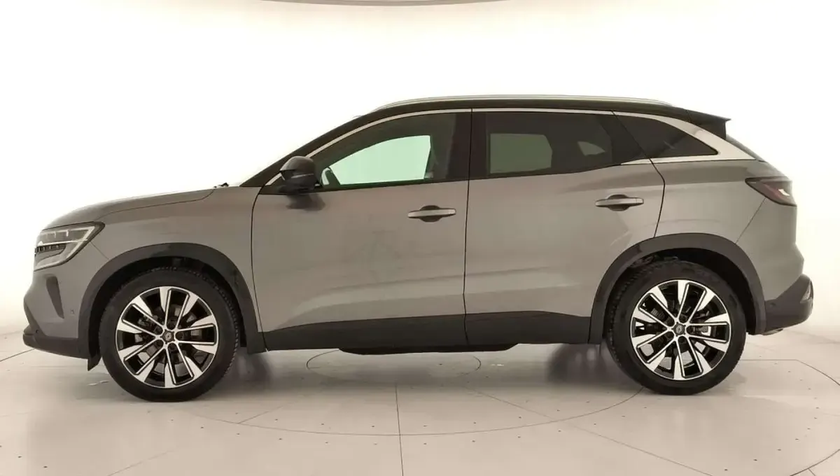 Usado Renault Austral Techno 200 CV (147 kW) 2025 Gris SUV