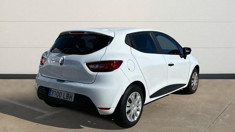Usado Renault Clio IV Business 90 CV (66 kW) 2019 Blanco Berlina