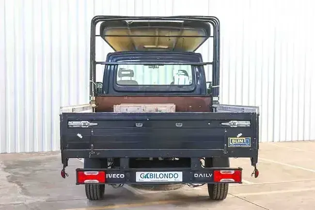Usado Iveco Daily 158 CV (116 kW) 2020 Negro Van