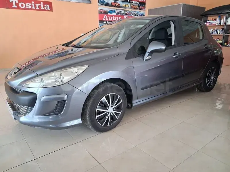 Usado Peugeot 308 120 CV (88 kW) 2009 Gris / plata Berlina