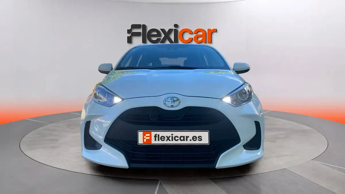 Usado Toyota Yaris Edition 125 CV (91 kW) 2023 Blanco Utilitario