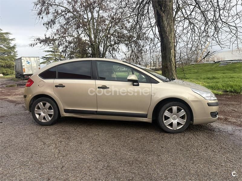 Usado Citroën C4 Exclusive 110 CV (80 kW) 2008 Beige Berlina