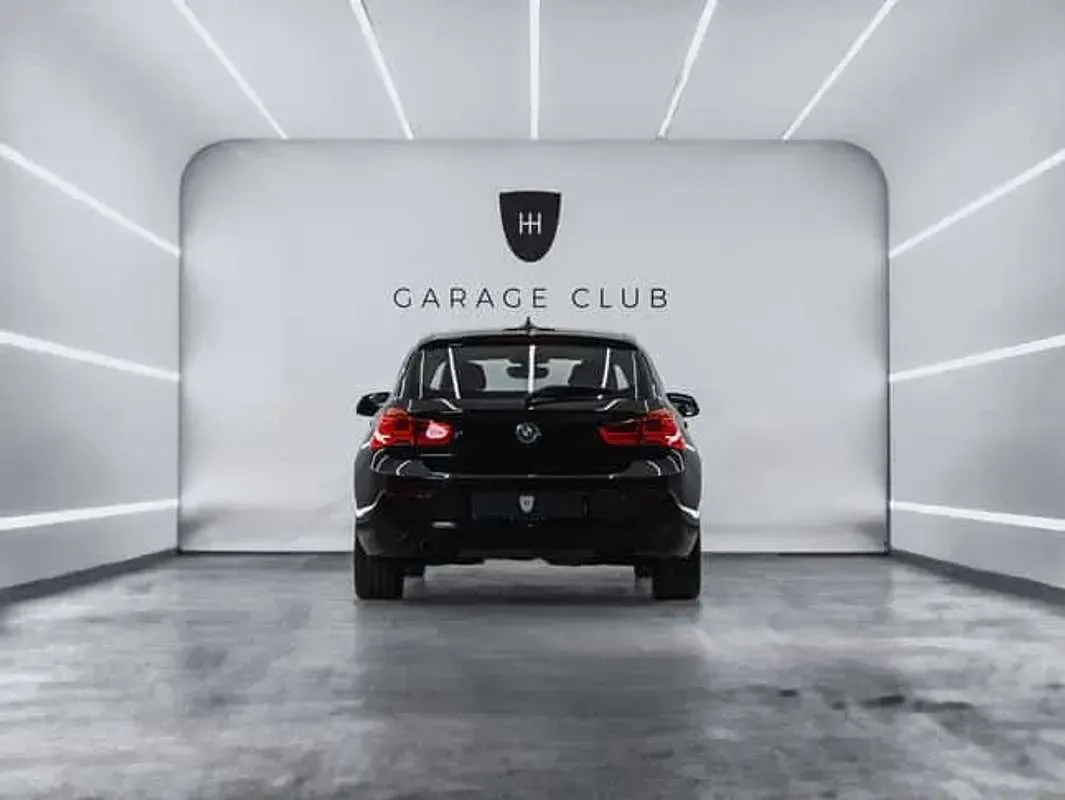 Usado BMW 120 Advantage 184 CV (135 kW) 2017 Utilitario