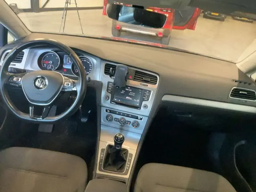 Usado VW Golf VII Advance 110 CV (80 kW) 2016 Negro Utilitario