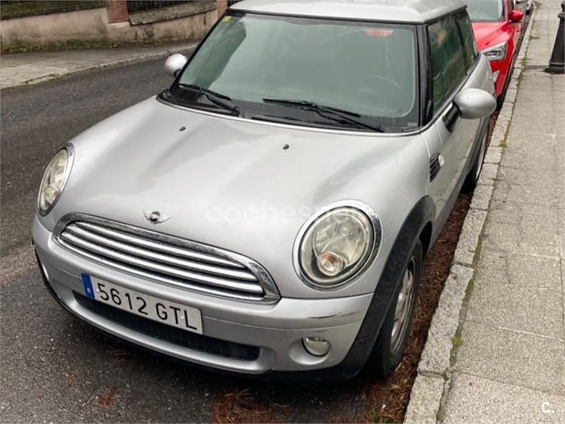 Usado Mini Cooper 120 CV (88 kW) 2011 Gris / plata Utilitario