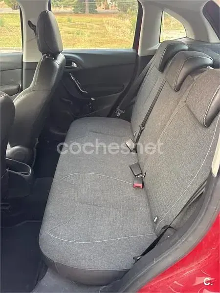 Usado Citroën C3 Live 82 CV (60 kW) 2016 Granate Berlina