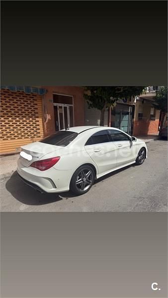 Blanco Usado 2015 Mercedes CLA220 AMG line Berlina | 25.000 € (Un poco caro) - Imagen 1/2