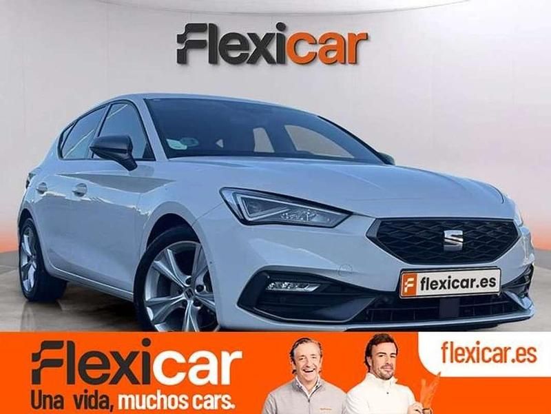 Blanco Usado 2021 Seat Leon FR Utilitario | 18.490 € (Precio justo) - Imagen 1/4