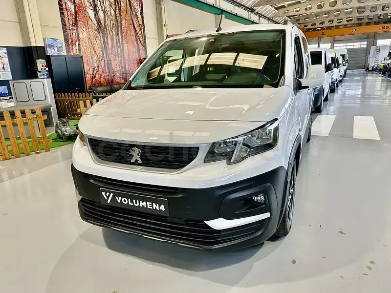 Usado Peugeot Rifter Active 100 CV (73 kW) 2020 Blanco Monovolumen