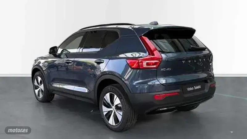 Nuevo Volvo XC40 Core 163 CV (119 kW) 2026 Azul SUV