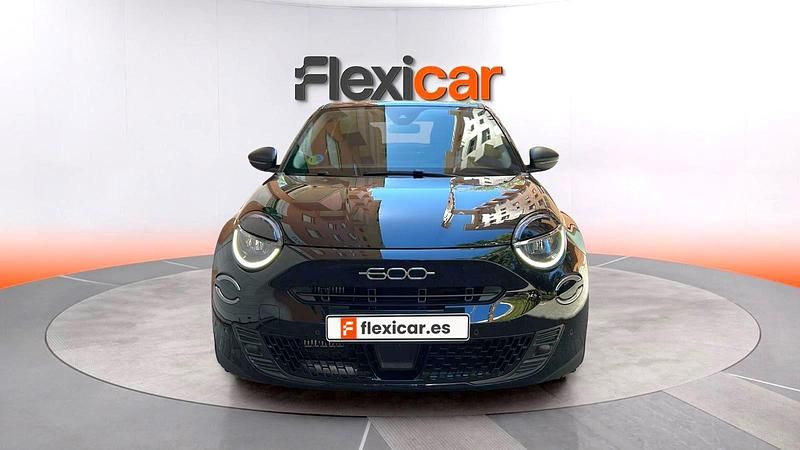 Usado Fiat 600 101 CV (74 kW) 2024 Negro SUV