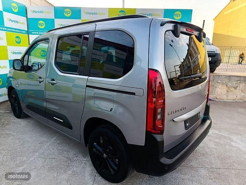 Usado Citroën Berlingo 130 CV (95 kW) 2024 Gris Monovolumen