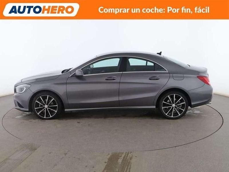 Usado Mercedes CLA200 Urban 136 CV (100 kW) 2014 Gris Coupe
