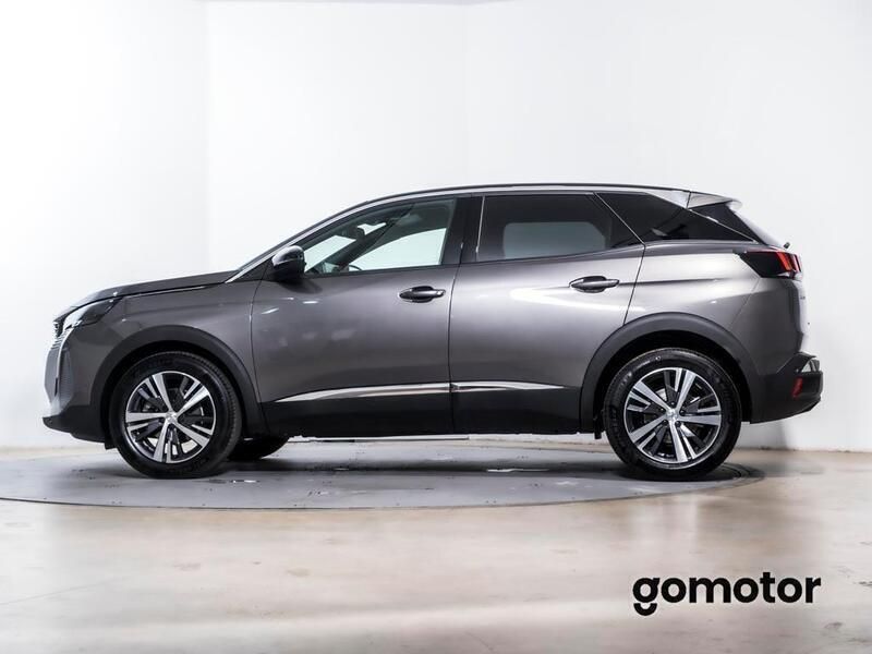 Usado Peugeot 3008 Allure 130 CV (95 kW) 2023 Gris SUV