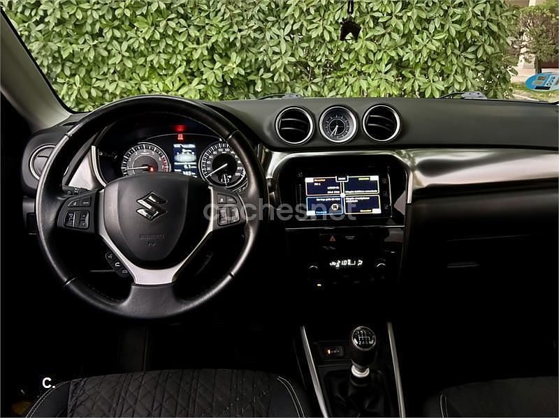 Usado Suzuki Vitara GLX 129 CV (94 kW) 2021 Azul SUV