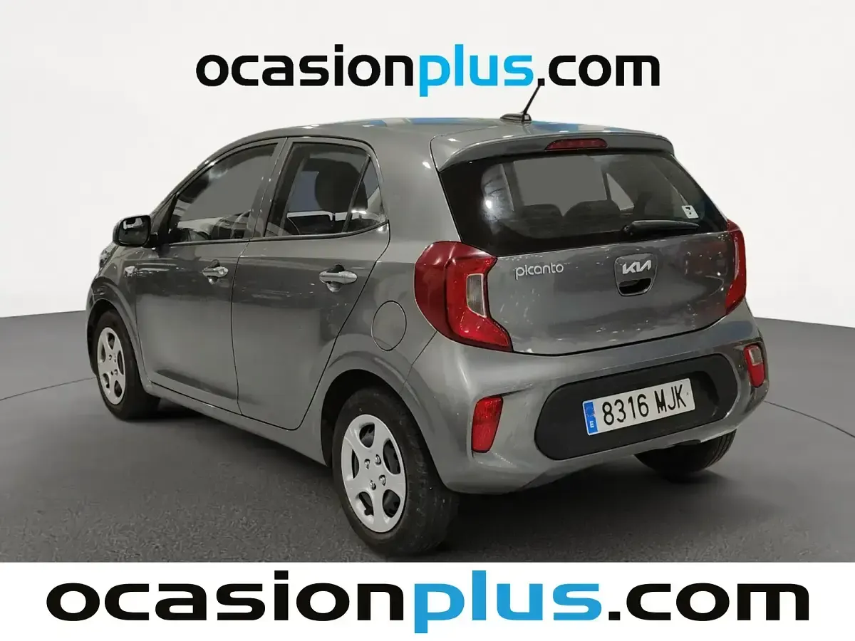 Usado Kia Picanto 67 CV (49 kW) 2023 Gris Utilitario