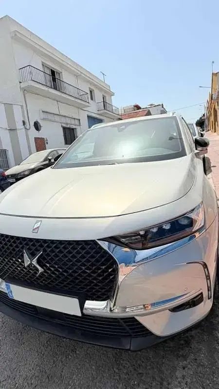 Usado DS Automobiles DS7 Crossback Grand Chic 299 CV (219 kW) 2020 Beige SUV
