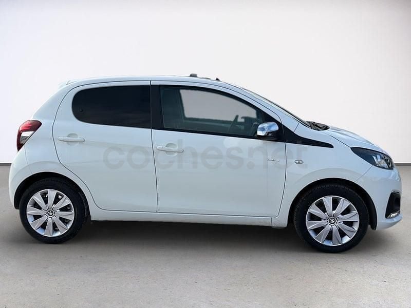 Usado Peugeot 108 Active 72 CV (52 kW) 2021 Blanco Berlina