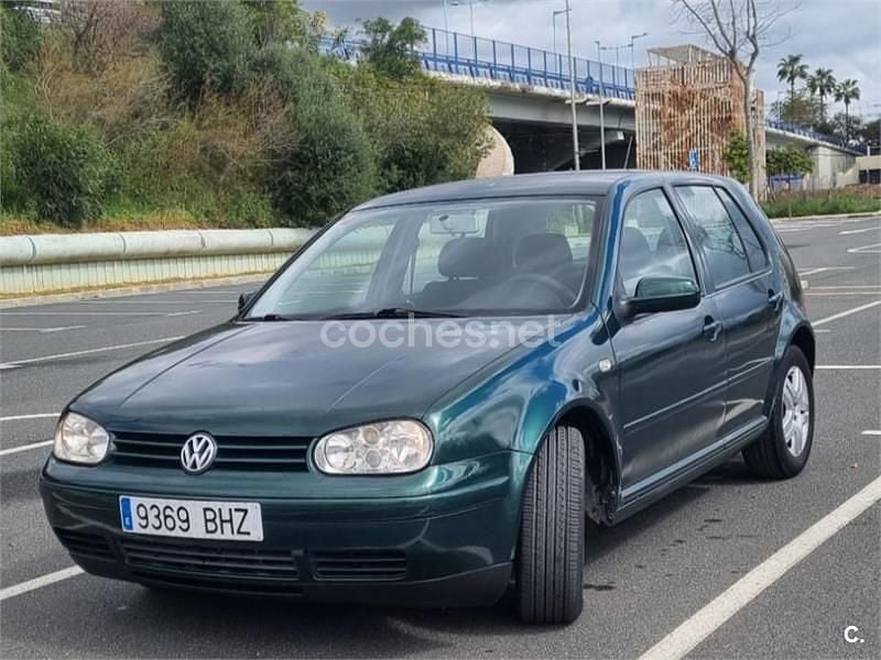 Usado VW Golf IV Conceptline 105 CV (77 kW) 2003 Verde Berlina