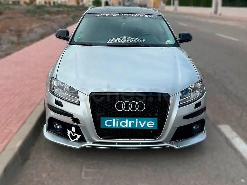 Usado Audi A3 Attraction 140 CV (102 kW) 2009 Gris / plata Utilitario