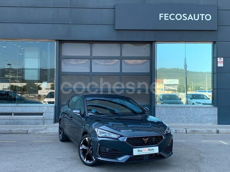 Gris / plata Usado 2024 Cupra Leon Berlina | 26.890 € (Precio justo) - Imagen 1/4