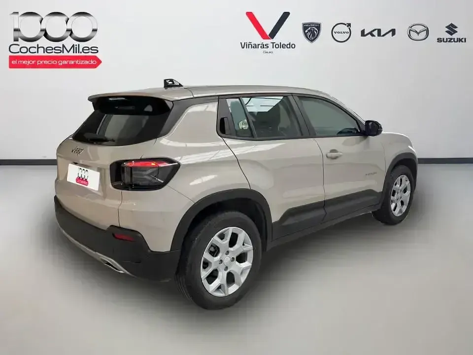 Usado Jeep Avenger Altitude 100 CV (73 kW) 2025 Otro SUV