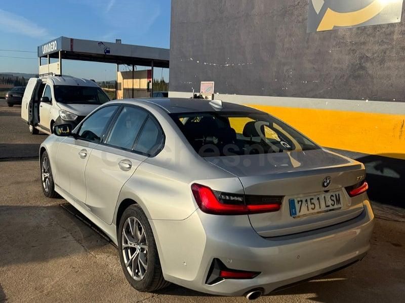 Usado BMW 318 150 CV (110 kW) 2021 Gris / plata Berlina
