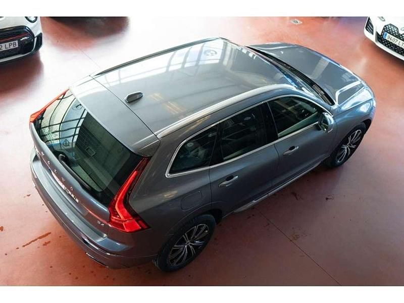 Usado Volvo XC60 Inscription 197 CV (144 kW) 2021 Plateado SUV