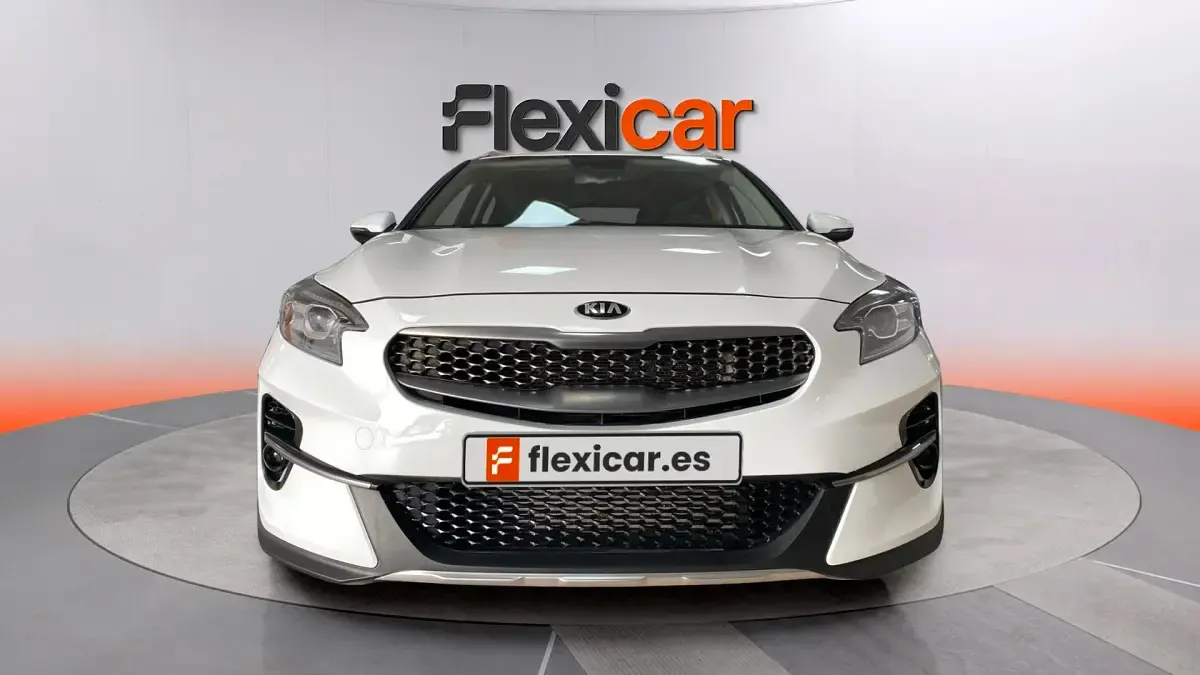 Usado Kia XCeed 120 CV (88 kW) 2021 Blanco SUV