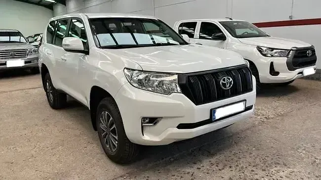 Usado Toyota Land Cruiser 177 CV (130 kW) 2020 Blanco SUV