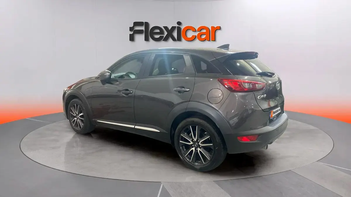 Usado Mazda CX-3 Luxury 105 CV (77 kW) 2018 Gris SUV