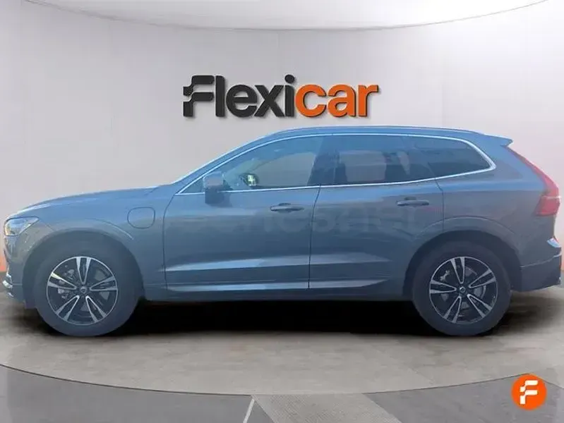 Usado Volvo XC60 Business Edition 390 CV (286 kW) 2020 Gris / plata SUV