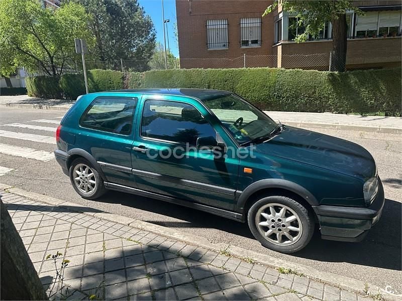 Usado VW Golf III Edition 115 CV (84 kW) 1995 Azul Berlina