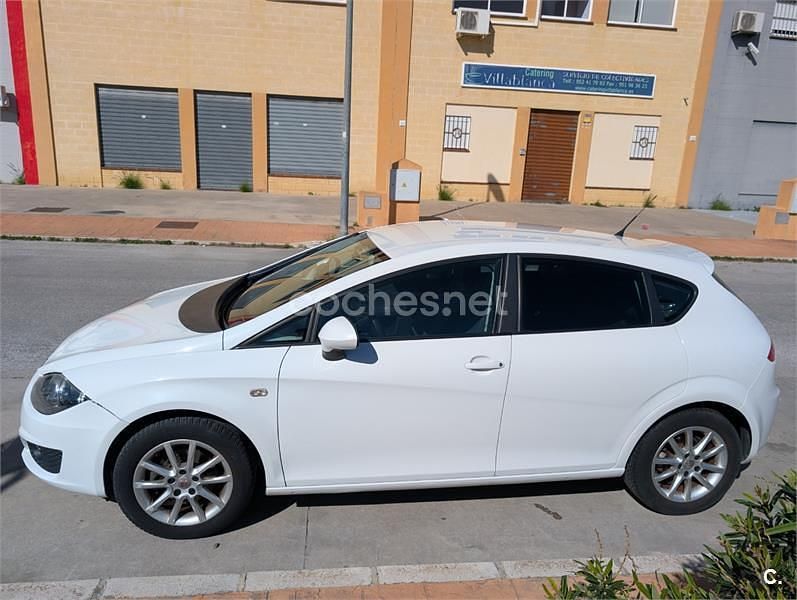 Usado Seat Leon Copa 105 CV (77 kW) 2011 Blanco Utilitario
