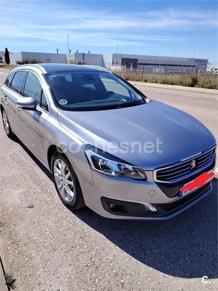 Usado Peugeot 508 SW Active 140 CV (102 kW) 2015 Gris / plata Familiar