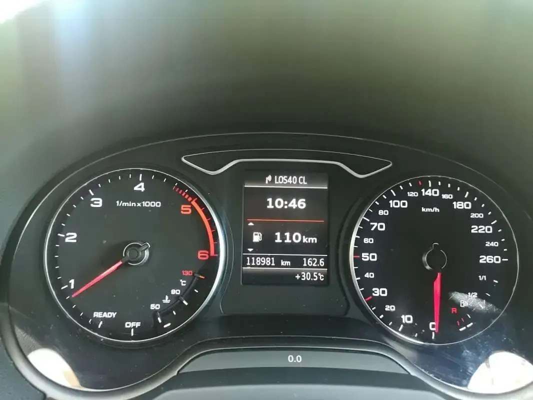 Usado Audi A3 Sportback Design 110 CV (80 kW) 2016 Blanco Utilitario