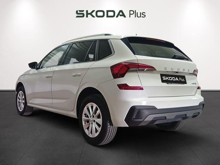 Usado Skoda Kamiq Selection 115 CV (84 kW) 2024 Blanco SUV