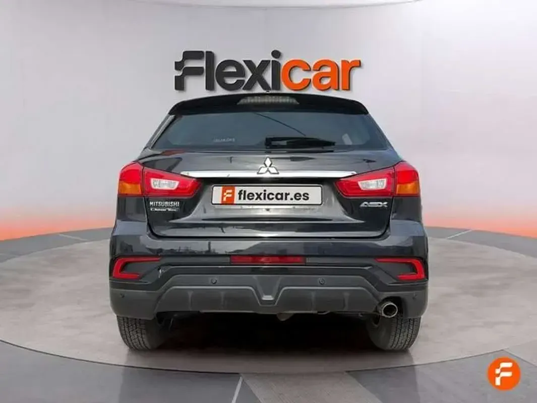 Usado Mitsubishi ASX Motion 117 CV (86 kW) 2019 Negro SUV