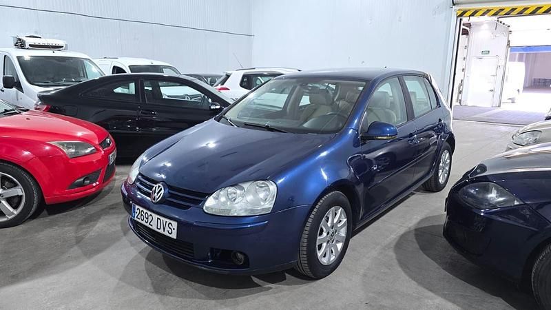 Azul Usado 2006 VW Golf V Trendline | 4500 € (Precio justo) - Imagen 1/4