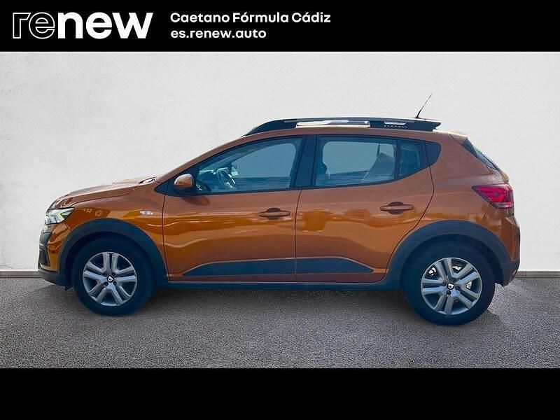 Usado Dacia Sandero Comfort 100 CV (73 kW) 2021 Naranja Berlina
