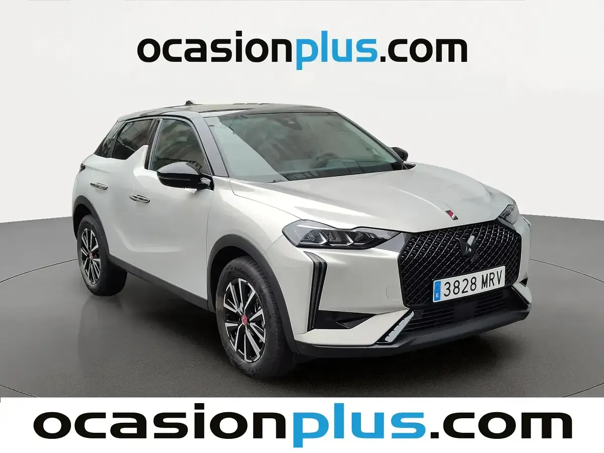 Usado DS Automobiles DS3 Crossback Performance 130 CV (95 kW) 2024 Gris SUV