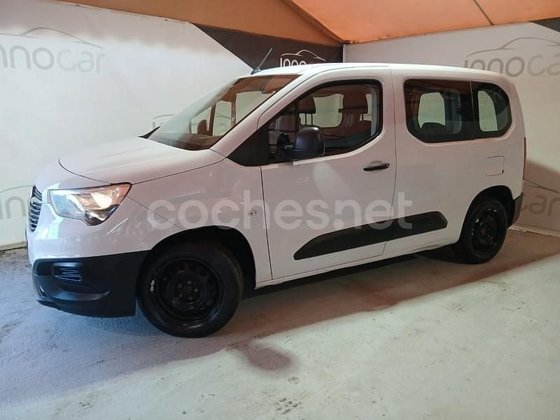 Usado Opel Combo Life Business Edition 102 CV (75 kW) 2022 Blanco Monovolumen