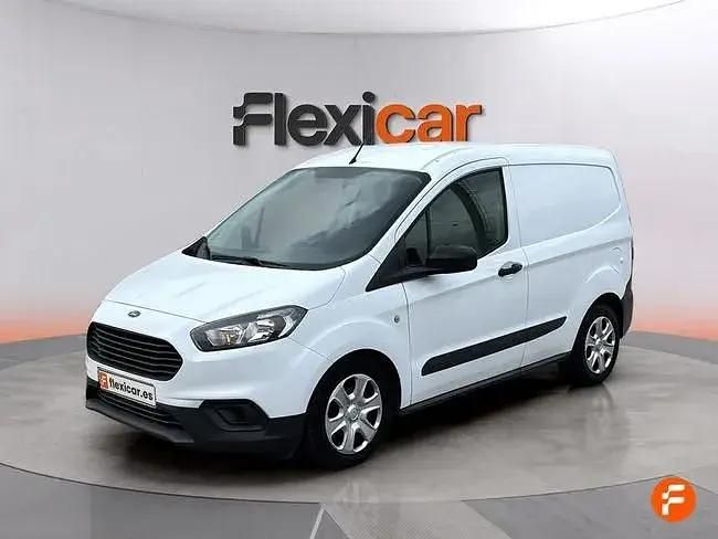Usado Ford Transit 101 HP (74 kW) 2021 Branco Sedan