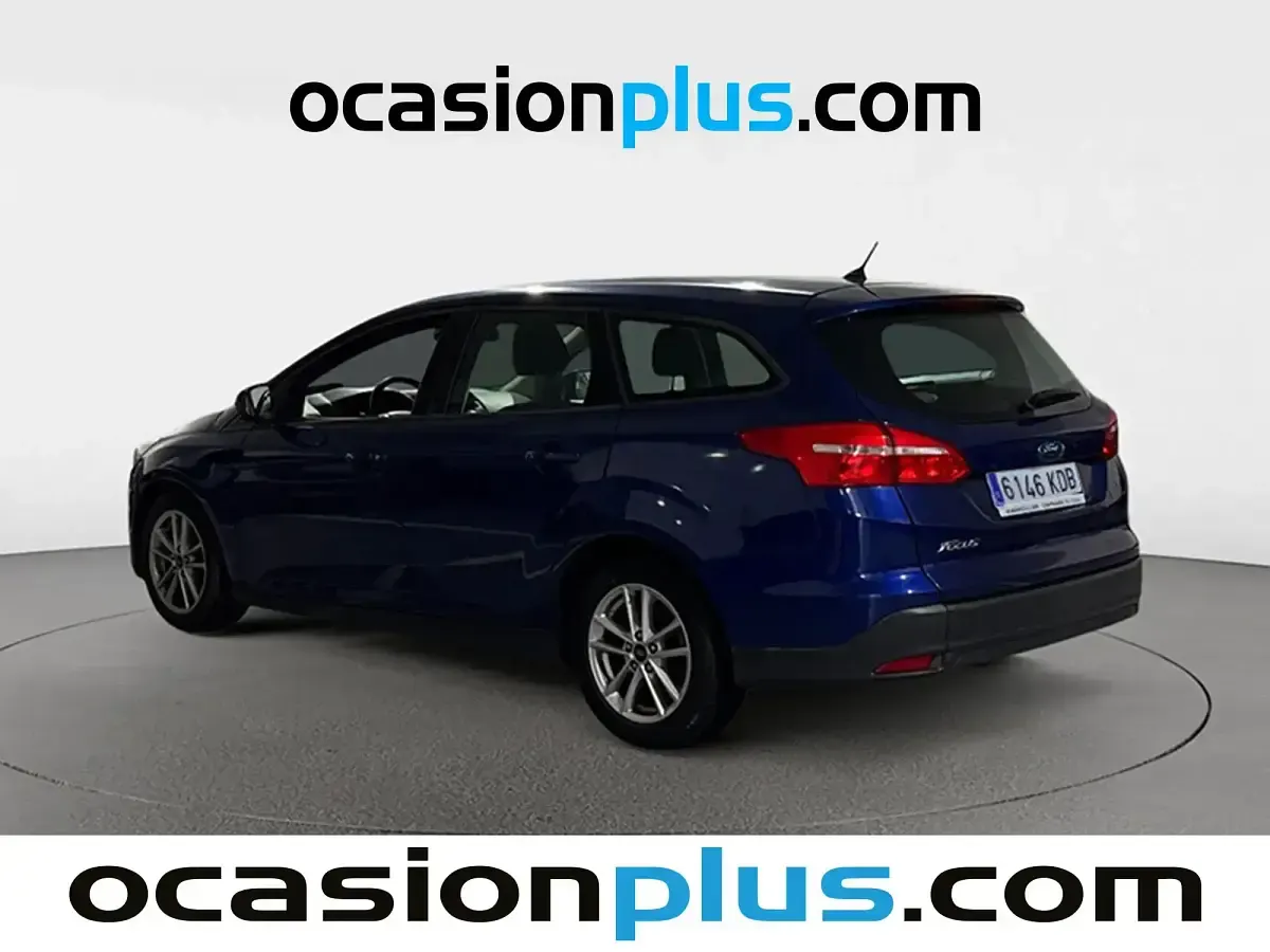 Usado Ford Focus Business Edition 120 CV (88 kW) 2017 Azul Familiar