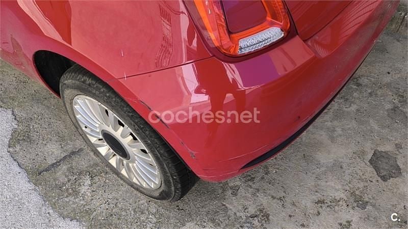 Usado Fiat 500 Mirror 69 HP (50 kW) 2018 Vermelho Sedan