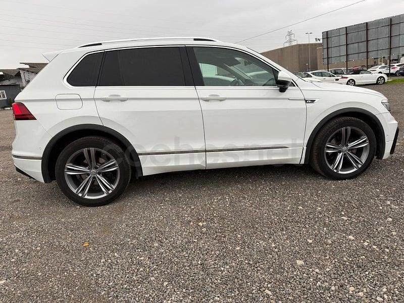 Usado VW Tiguan R-line 110 CV (80 kW) 2019 Blanco SUV