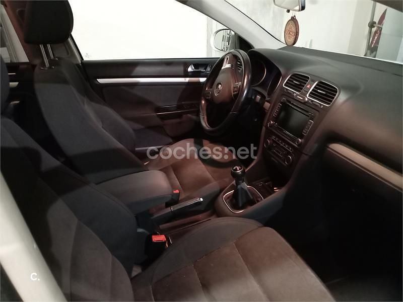 Usado VW Golf VII Sport 105 CV (77 kW) 2012 Blanco Familiar